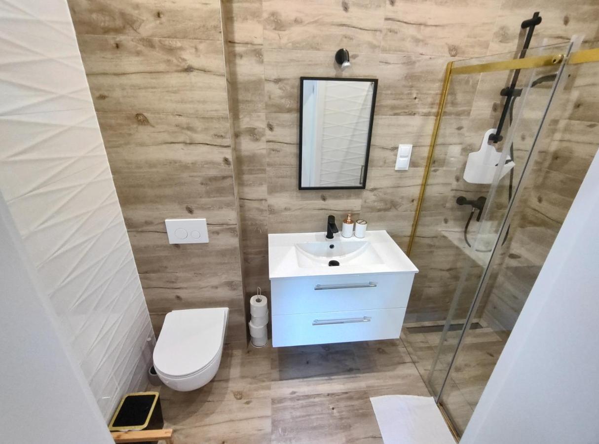 Apt Fiona4 Centrum700M Parking Bezplatny Monitorowany Salon Z Sypialnia Tv Lazienka Kuchnia Rekuperacja Karpacz Ngoại thất bức ảnh